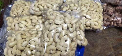 High Nutritious White Fresh Cashews Nuts