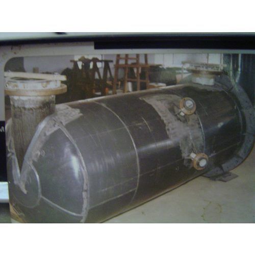 Cylindrical Shaped Black Color Mild Steel Sulfuric Acid Storage Tank Capacity: 5000-10000 Liter/Day