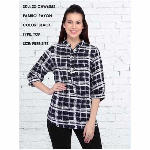 समर लेडीज़ फ़्री साइज़ प्रिंटेड ब्लैक एंड व्हाइट रेयॉन टॉप