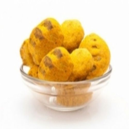 No Added Color Natural Taste Dried Organic Yellow Turmeric Bulbs with Pack Size 500gm 