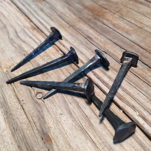 Alloy Steel Hammer Forged Iron Nail