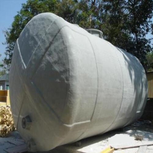 Horizontal Oriented Cylindrical Shaped Industrial Chemical Storage Frp Tank Capacity: 1000-5000 Liter/Day