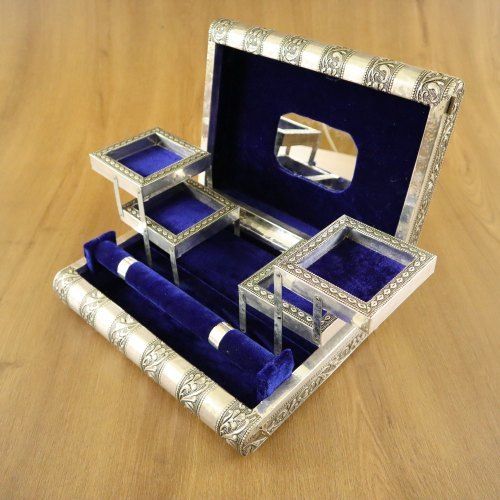 Wooden Sliver Polished Jewellery Box