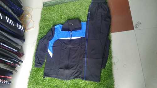 Relax Fit Sports Mens Tracksuits Age Group: Adults