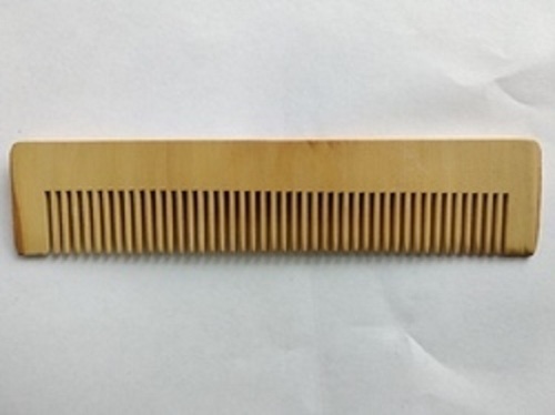 Bamboo Handmade Hair Comb, Plain Pattern, Best Quality, Eco Friendly, Fine  Texture, Easy To Use, Brown Color Application: Hotel at Best Price in Delhi  | Jsr Amenities Private Limited