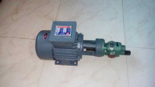 Oil Mono Block Pump, Cast Iron Body Material, Three Phase, 1440 Rpm Power