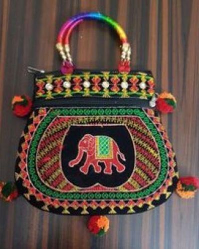 Bhujodi saree | Buy Kutch embroidery handbags | Kutch