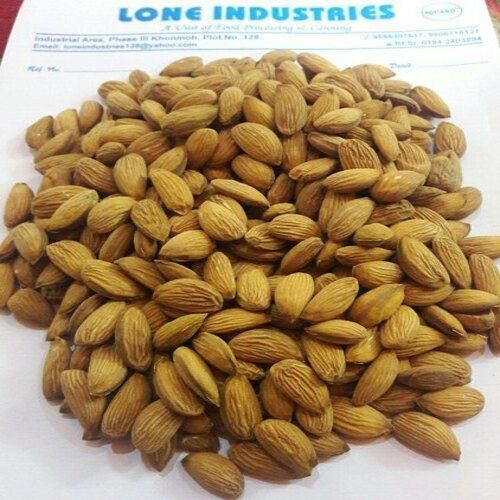Vaccum Bag Packed And Natural Nutrients Loaded Kashmiri Whole Almond Kernels