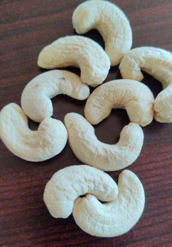 A Grade 100% Natural White Cashew Nut With Moisture Of 1.5% Broken (%): 0%