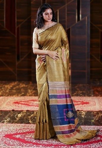 Dark Green Plain Pure Tussar Silk Saree - Loomfolks