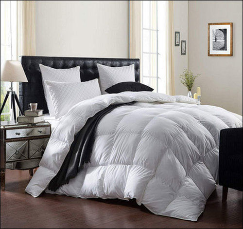 100% Cotton Comfortable White Hotel Quilt