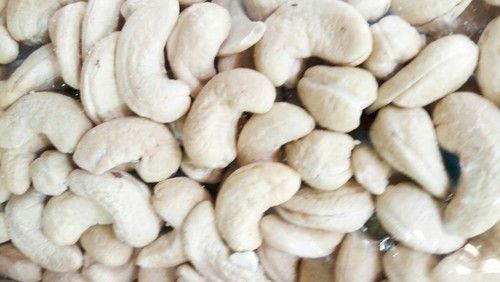 Delicious Taste And Natural Cashew Nuts W320