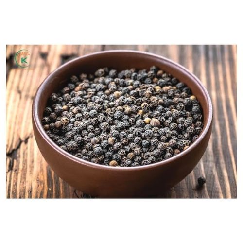 Natural And Dried Black Pepper  Grade: A