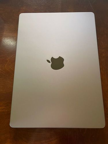 Apple Macbook Pro 14 512 Gb Ssd 16 Gb Ram Silver Color 14.2 Inch Screen Os: Macos 12.0
