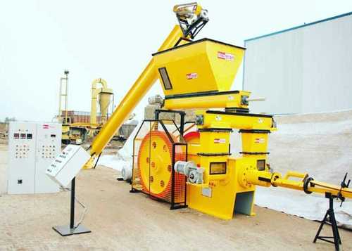 Yellow & Red Energy Efficient Biomass Pellet Machine