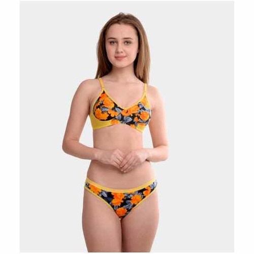 Multicolour Ladies Floral Print Daily Wear Bra Panty Set