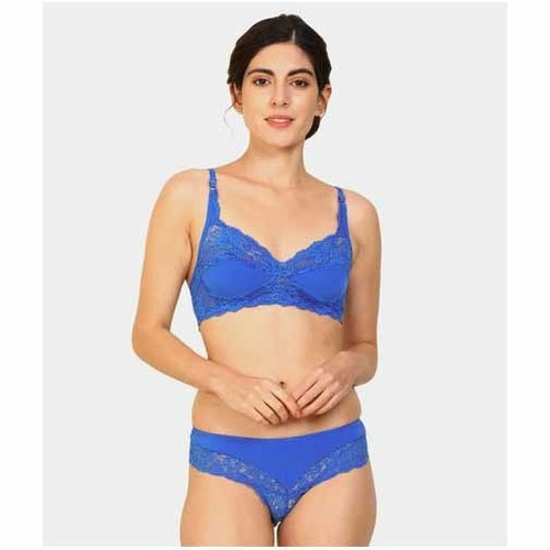 Ladies Occasional Wear Blue Cotton Lace Lingerie Set Size: All