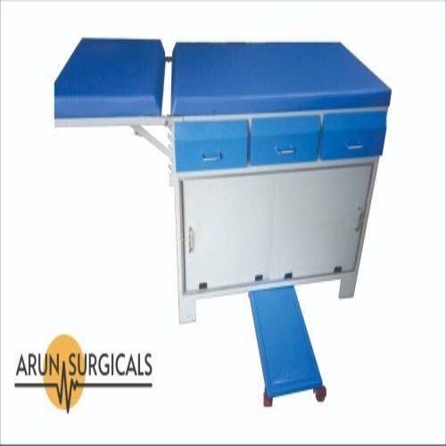 Durable Mild Steel Frame Material Built Hospital Manual Examination Table With Sliding Doors