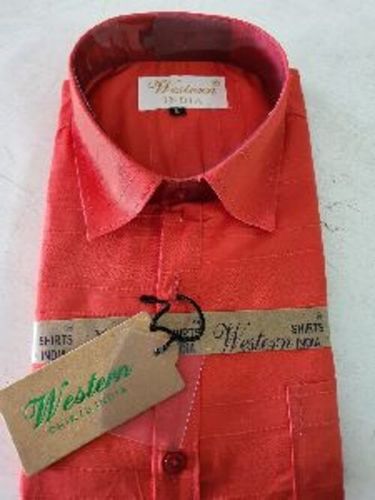 पुरुषों के डिजाइनर फैंसी रेड शर्ट