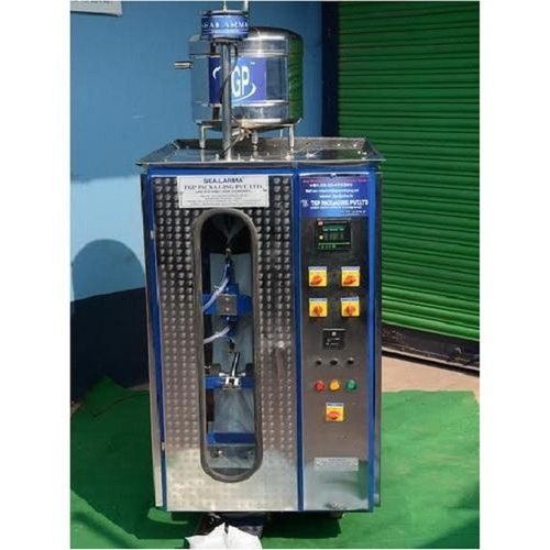 Automatic Gravity Filler 500 Ml Plastic Milk Pouch Packaging Machine Capacity: 200-500 Milliliter (Ml)