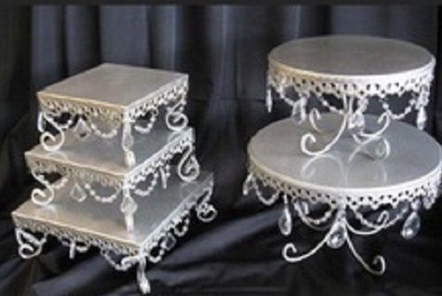 Various Colors Are Available Round And Square Beaded Cake Stand