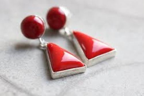 Natural Red Colored Coral Earrings Gender: Women