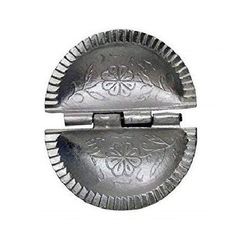 Aluminium Material Made Silver Color Home Use Gujiya Moulds