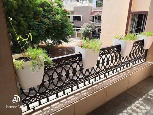 Plastic Railing Pot Planting And Nursery