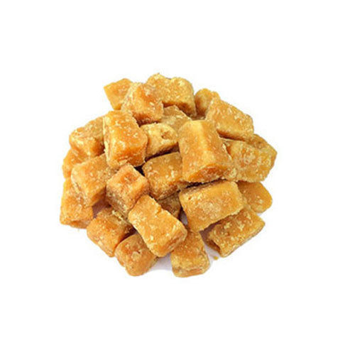 Natural Sweet Taste Hygienically Processed No Admixture Jaggery Cubes