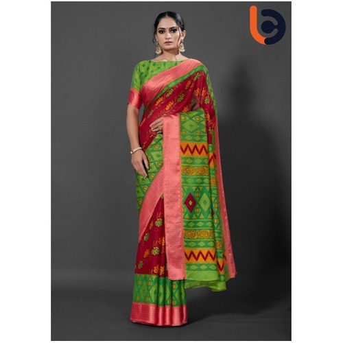 लेडीज़ प्रिंटेड डिज़ाइनर मल्टीकलर ब्रासो साड़ी