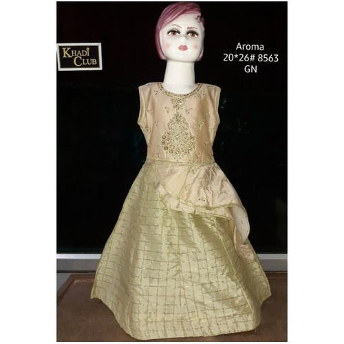 Kids Party Wear Sleeveless Round Neck Embroidered Gown Age Group: 3-8 Years