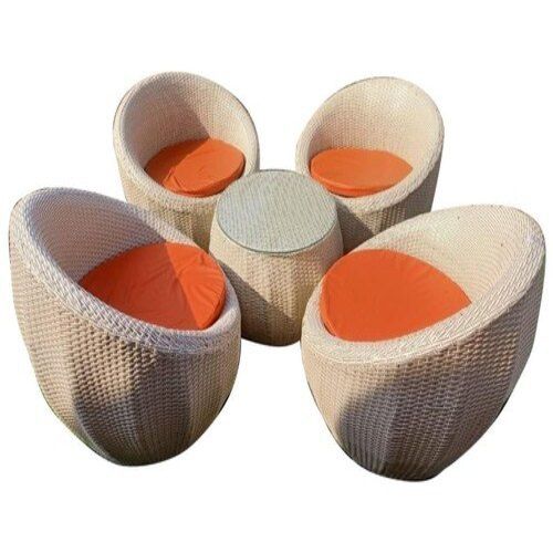 Round Shaped Matte Finished Attractive Modern Design 4 Seater Outdoor Table Chair Set