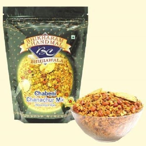 Bhikharam Chandmal Chabeni Chanchur Mix Spicy Navratan Mix Namkeen