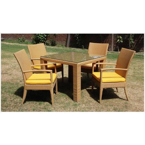 Brown Color Square Shaped 4 Seater Wicker Dining Table