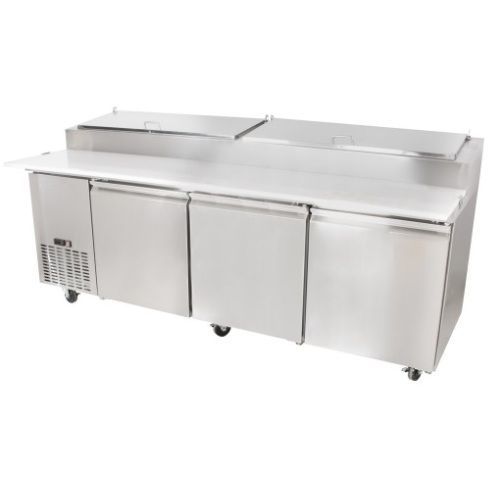 Stainless Steel Refrigerated Work Table - 201-500L Capacity, Smart Thermostat, Polished Finish, Single/Dual/Triple/Four Door Options, Low Maintenance, High Strength, Good Quality