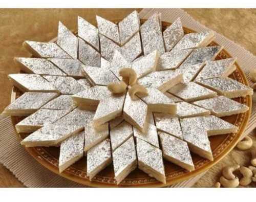 India Sweets Kaju Katli For Festive Gift Pack  Size: Regular