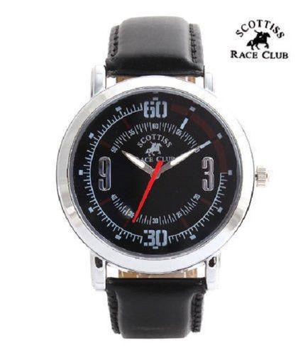 Round Dial Analog Wrist Watch With Black Straps