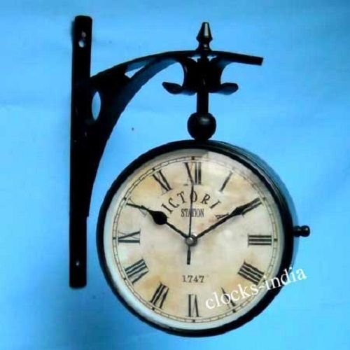 Round Shape Black Color Table Clock