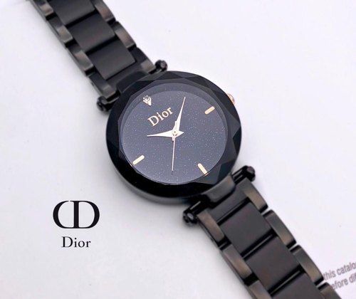 Wristwatch Black Color Casual Look Round Dial Analog Watch