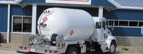 परिवहन और अल्पकालिक भंडारण पेट्रोलियम तेल ईंधन भरने वाला ट्रक 