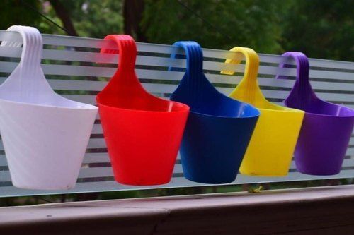 plastic flower pots