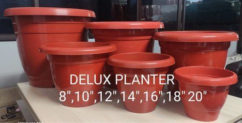Plain Design Brown Plastic Planters 12 Inch