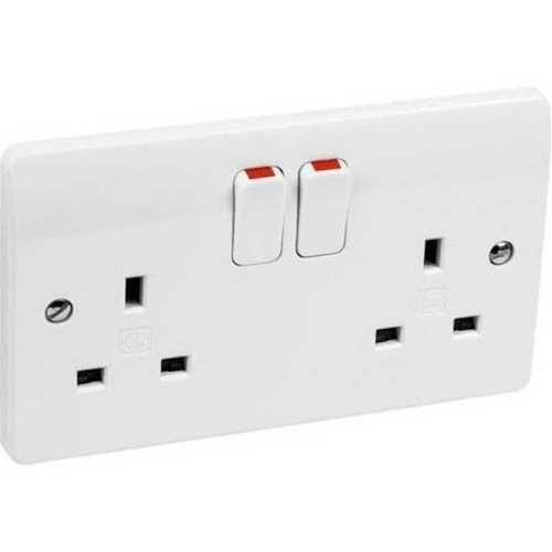 13 Amp 220 V Inboard Plastic Switch Plug Electrical Socket Application: Consumer Electronics