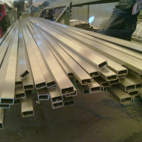 Rectangular 3 Meter And 6 Meter Length Stainless Steel Rectangle Pipes With 1Mm To 10Mm Thickness