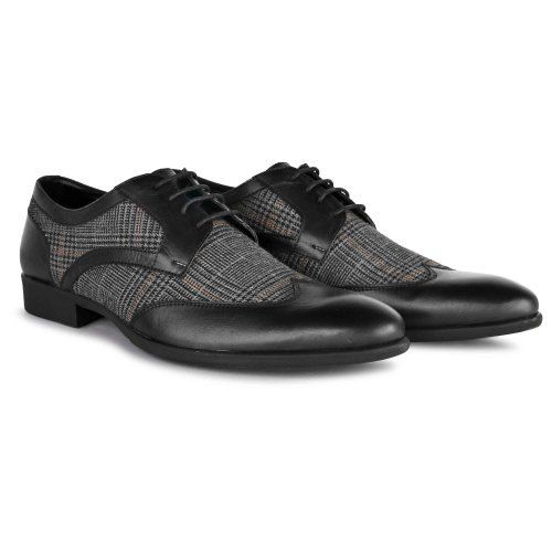 Lace Up Style Black Five To Ten Size Mens Casual Shoes With Leather Lining Heel Size: Low