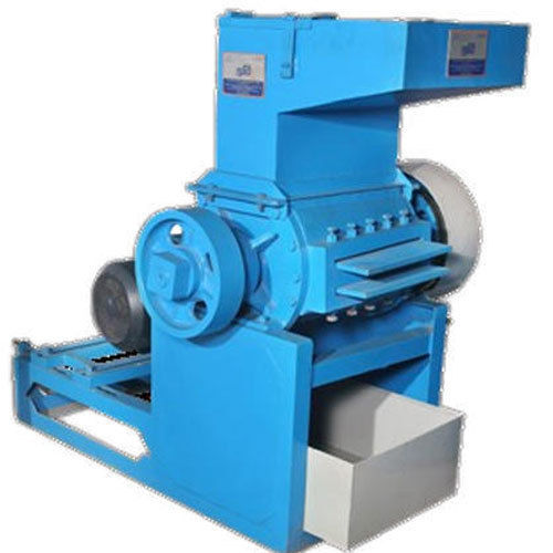 We Are Dealing In Plastic Grinder In Pan India