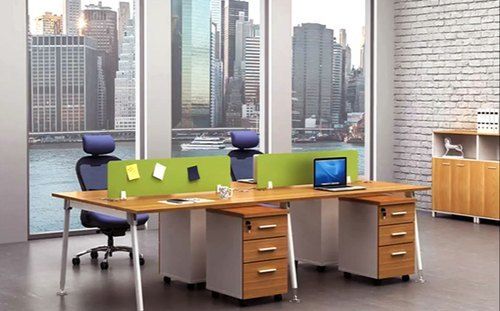 Handmade Aspire Modular Workstation Desking For Office With 4 Sitting Capacity