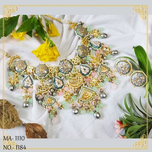 Attractive Design And Rust Proof Ladies Fancy Kundan Necklace Set Gender: Women