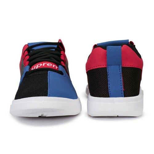 सांस लेने योग्य नीला और लाल रंग पीवीसी इनसोल सामग्री के साथ छह से दस आकार के पुरुषों के कैज़ुअल पीवीसी जूते