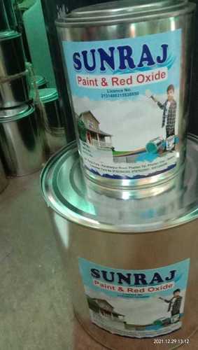 White Glossy Finish Liquid Form Oil Based Paint And Red Oxide Primer